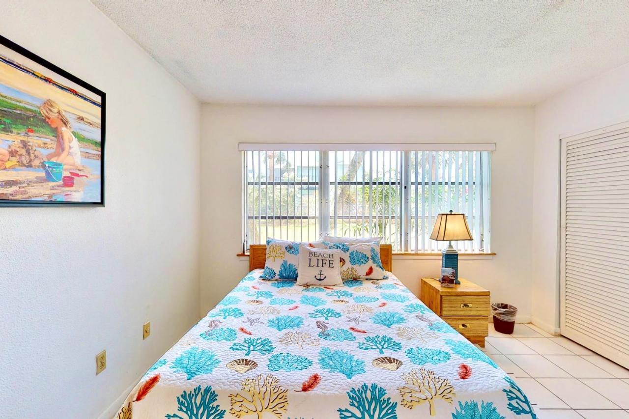 The Simple Life Apartment Cocoa Beach Exterior photo