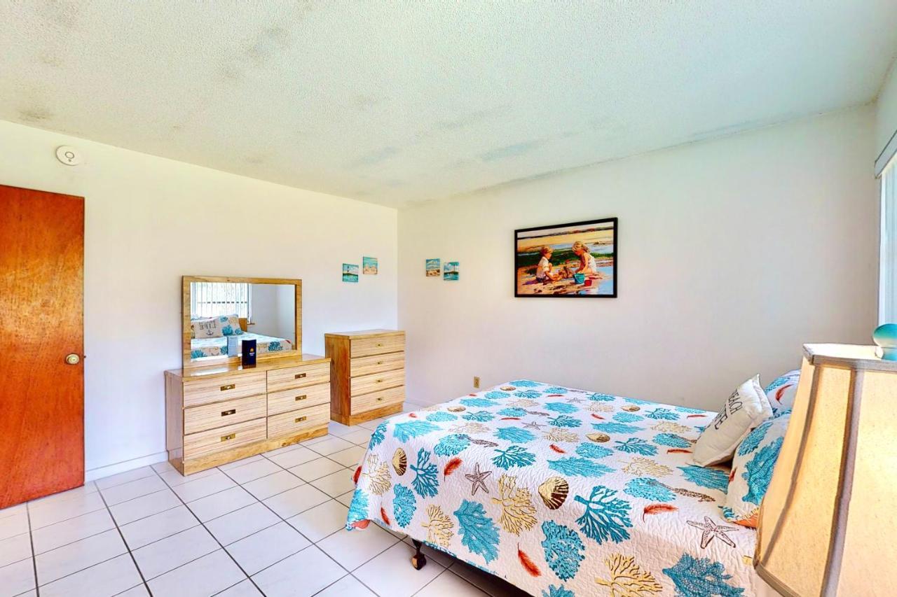 The Simple Life Apartment Cocoa Beach Exterior photo