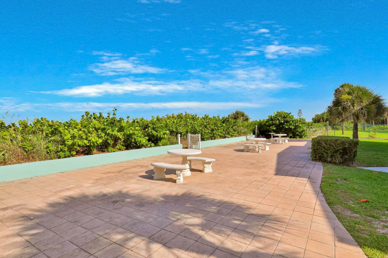 The Simple Life Apartment Cocoa Beach Exterior photo
